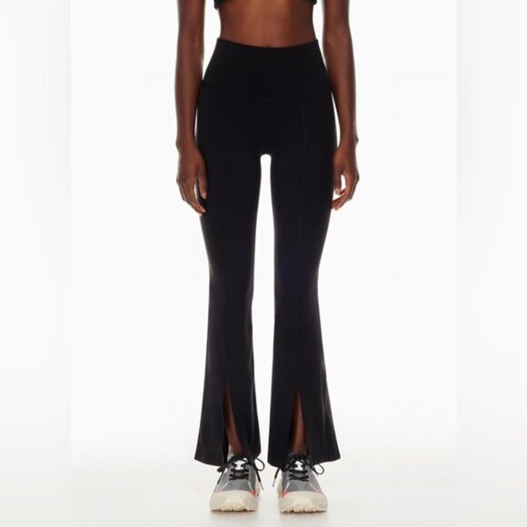 Aritzia TnAction TnaBUTTER™ Black Split Hi-Rise Long Legging size S - Picture 10 of 10